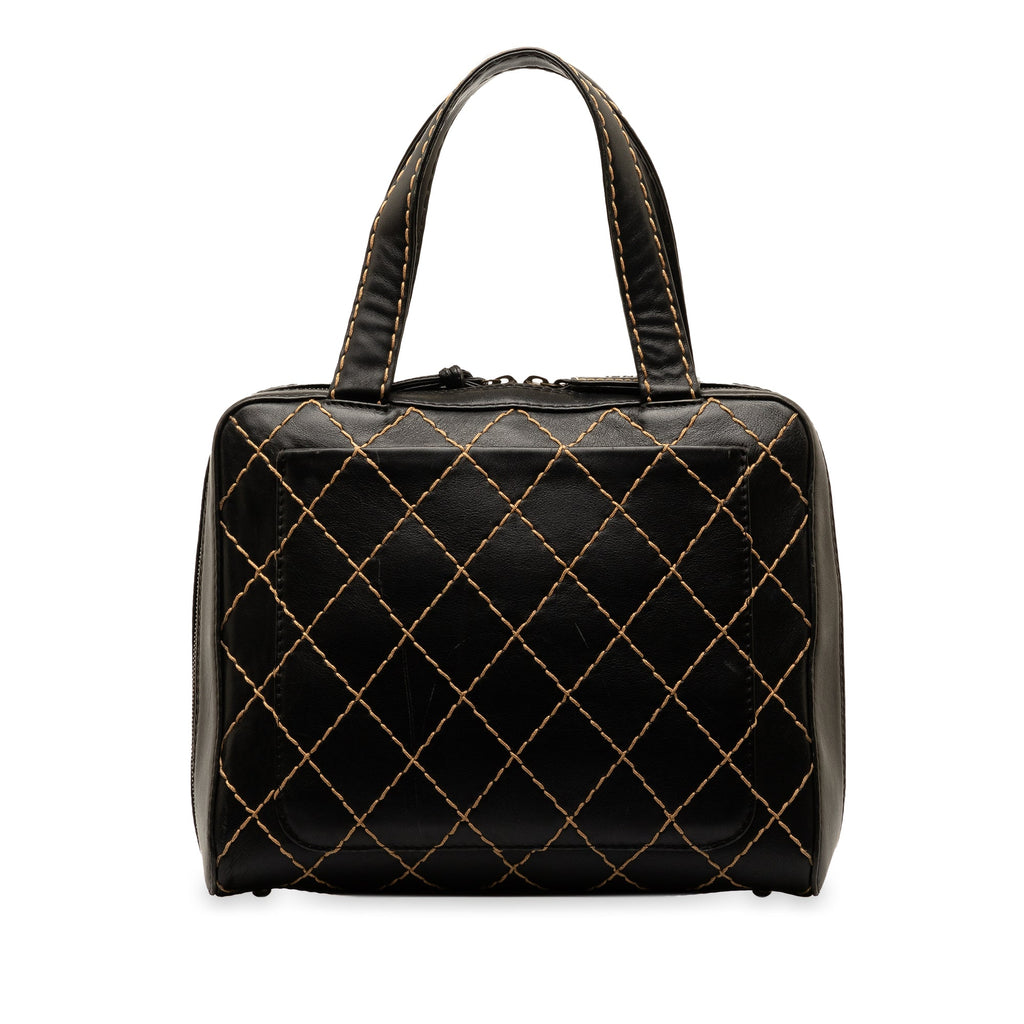 Lambskin Unisex Handbag CC HandleBag Wild Authenticated Leather Top (Good) Chanel Stitch Pre-Owned