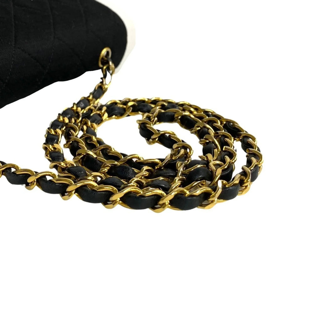 73960 Full Matelasse Lambskin CHANEL Cotton Shoulder Flap Bag (Good) Turnlock Chain Pre-Owned