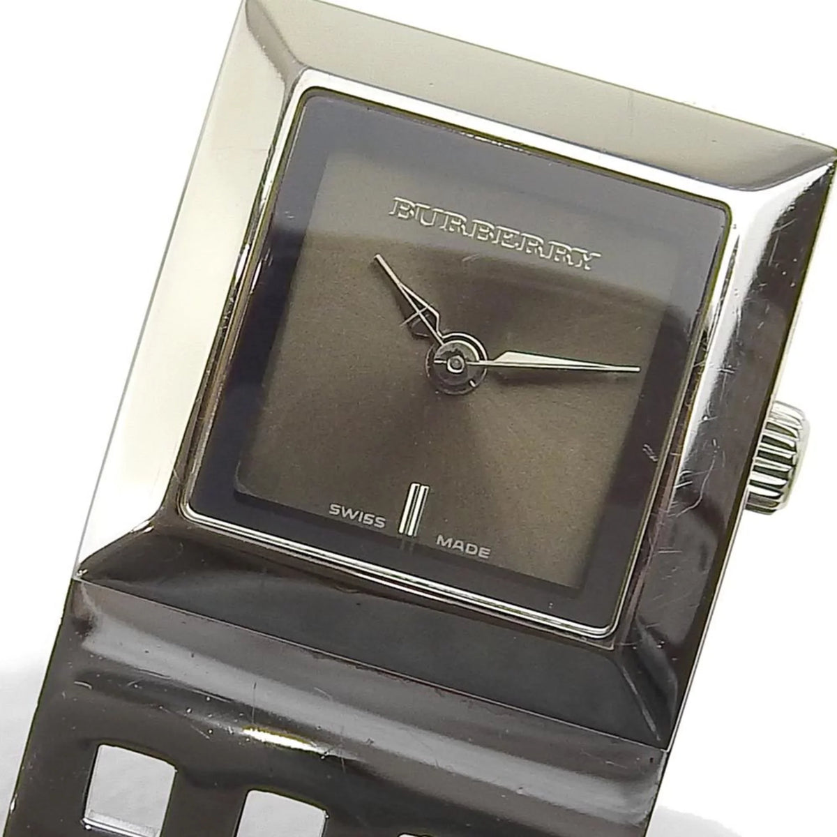 Brown Steel BU4701 Display BURBERRY Ladies Analog Heritage (Fair) Dial Pre-Owned Burberry Quartz Silver Bangle Stainless Watch