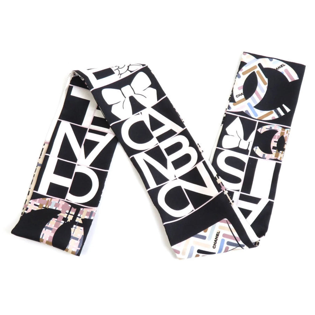 (Good) Scarf Women's Pre-Owned CHANEL Silk