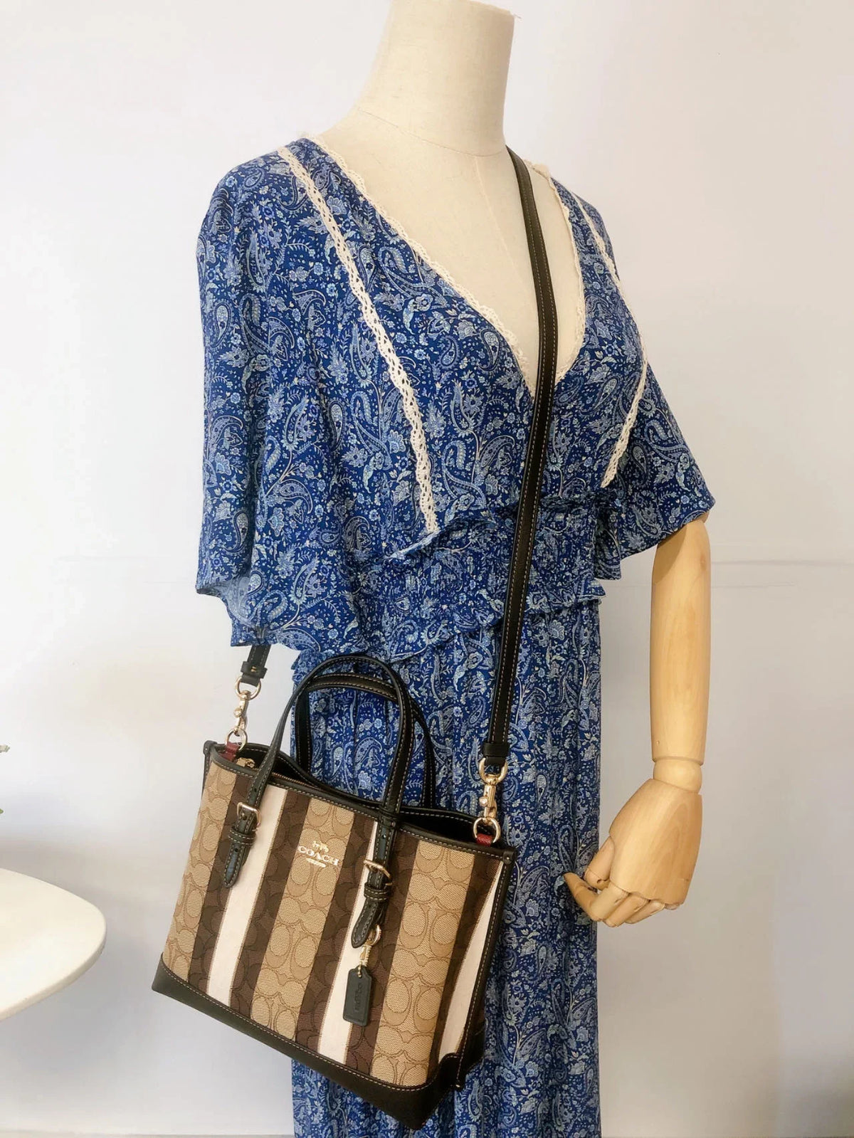 With Multi In IN Signature Coach Khaki Mollie Stripes Tote 25 Jacquard C8416