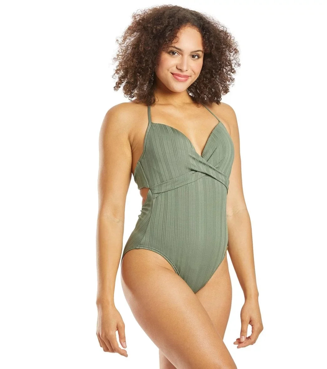 Swimsuit, Vince Ripple IGUANA Effect One-Piece 8 Wrap-Front US Camuto