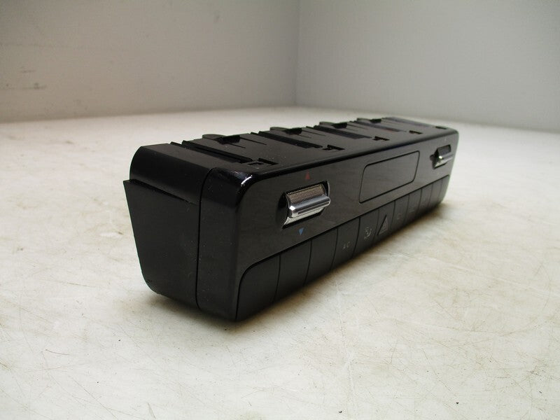 2023 Controls Heater AC Sprinter Pre-Owned (Good) OEM Mercedes Temperature