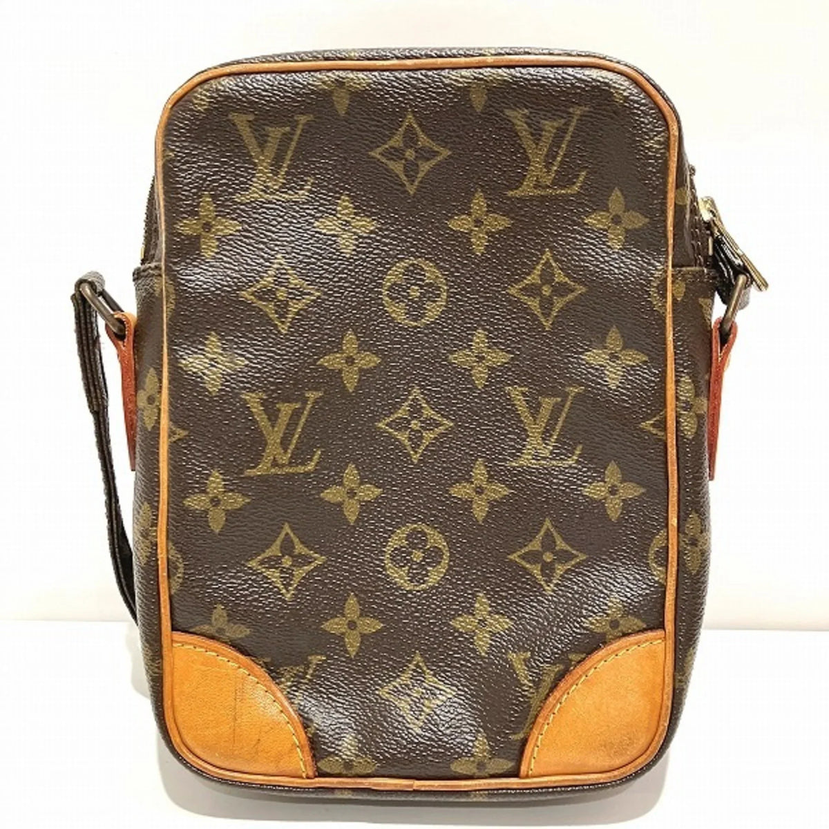 Louis Pre-Owned Monogram Shoulder Bag Vuitton Women (Good) Danube M45266