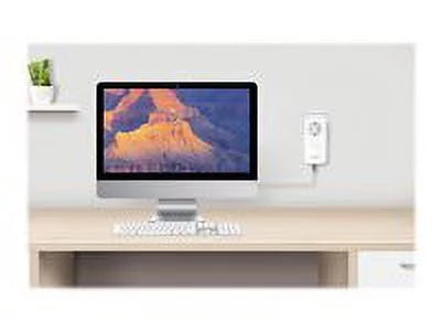 Gigabit Link Through Home Pass Power TP Line AV1200 3 Adapter Starter Kit Port