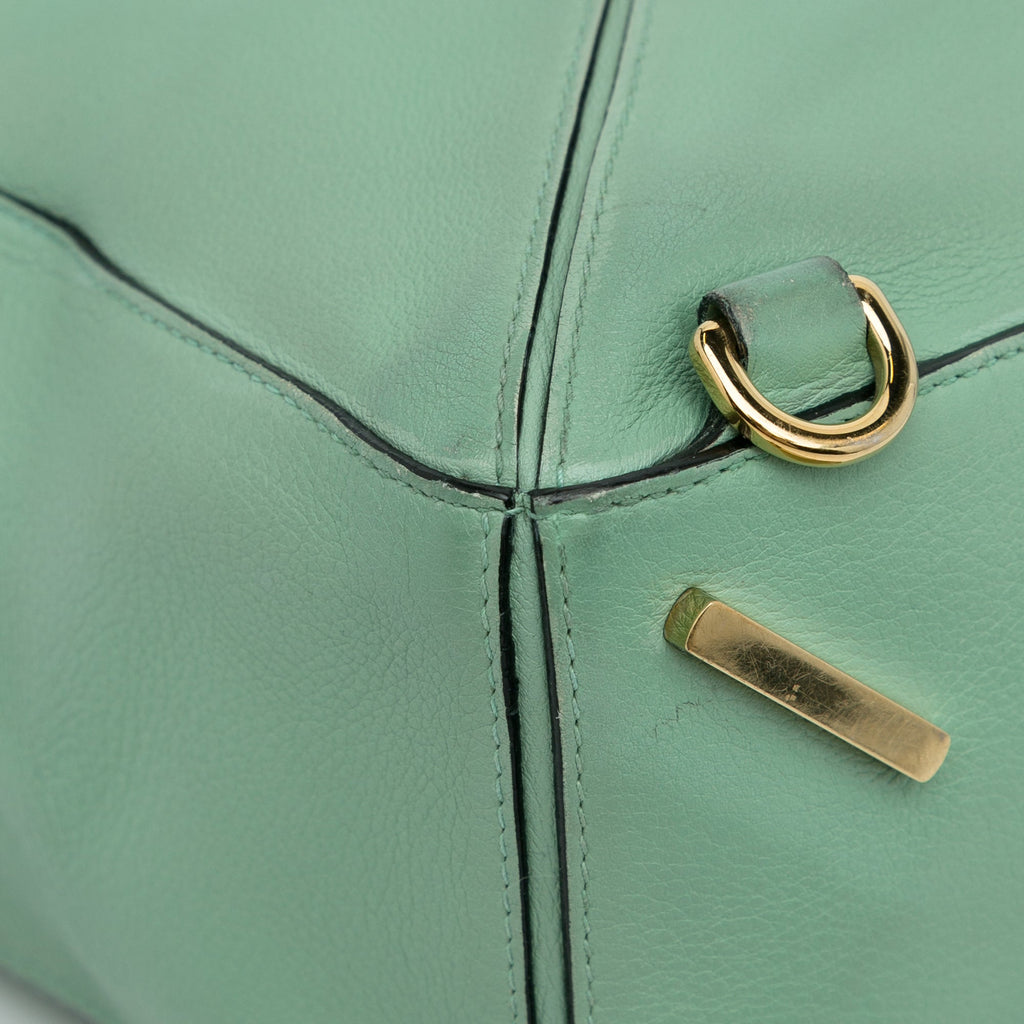 LOEWE (Good) Satchel Puzzle Green Leather Medium Pre-Owned Calf Unisex Authenticated