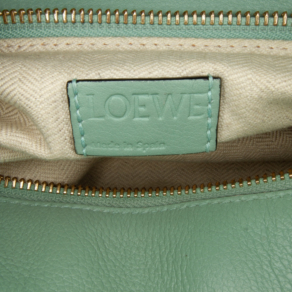 LOEWE (Good) Satchel Puzzle Green Leather Medium Pre-Owned Calf Unisex Authenticated