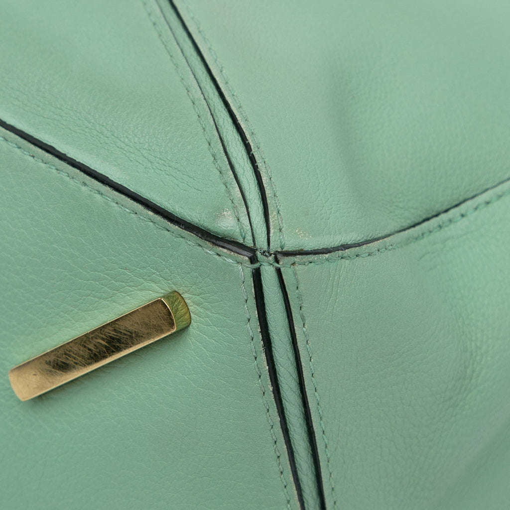 LOEWE (Good) Satchel Puzzle Green Leather Medium Pre-Owned Calf Unisex Authenticated
