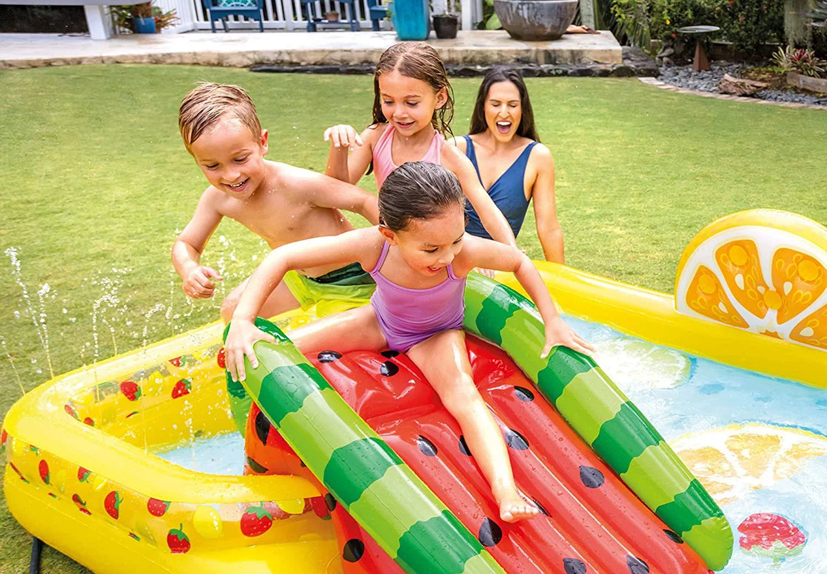 Play Multicolor Ages 2+, Center, for Fruity Inflatable