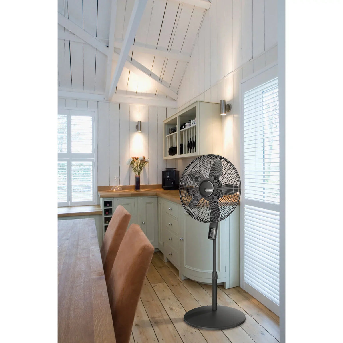 and Pedestal Thermostat, Remote Fan Adjustable Lasko Quiet Elite Blade Collection Control with