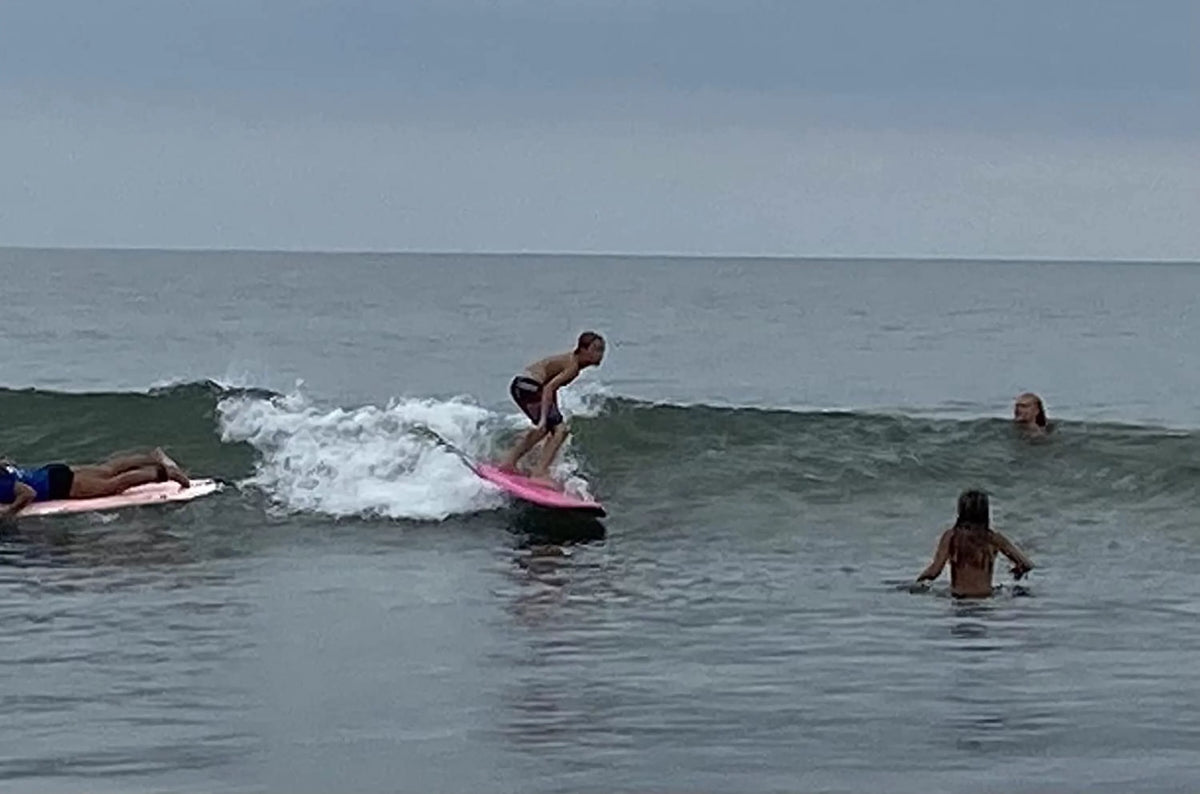 It Surfboard (Orange) 6' Baby Rock Jess