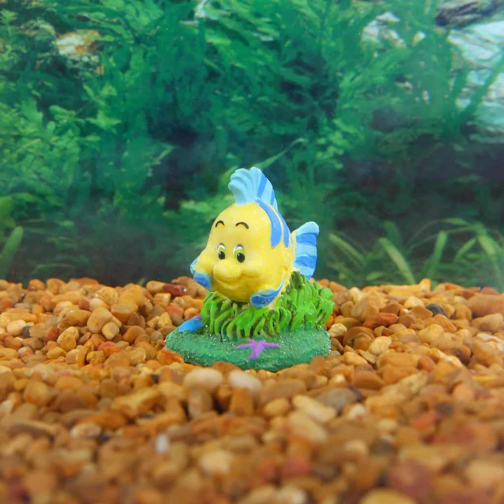 5-Piece for Mermaid Aquariums Penn-Plax Little Ornaments Resin Mini
